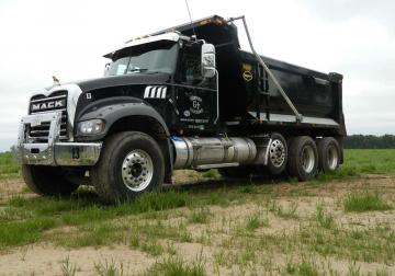 Tri Axle Dump Trucks